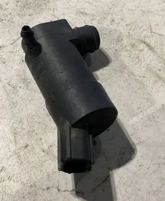 Volvo V50 Windscreen/windshield washer pump 1S7117K624DD T655C