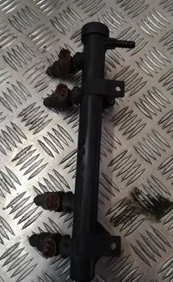 Skoda Fabia Mk1 (6Y) Fuel main line pipe 047133319