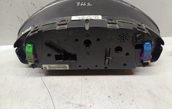 Speedometer (instrument cluster)