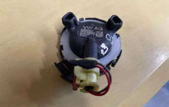 Volkswagen PASSAT B8 Airbag deployment crash/impact sensor 3Q0959354A