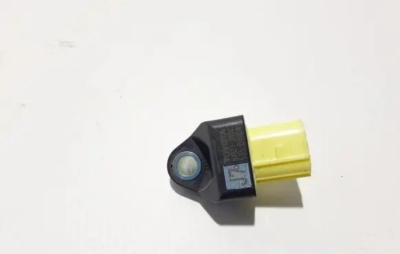 Toyota RAV 4 (XA50) Airbag deployment crash/impact sensor 8983128040