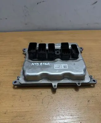 BMW 3 E90 E91 Engine control unit/module 0201511037 863819801 8638198