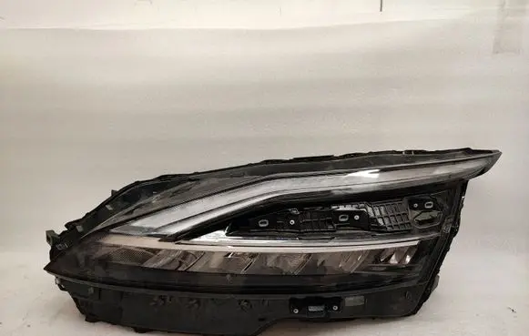 Nissan Qashqai J12 Headlight/headlamp