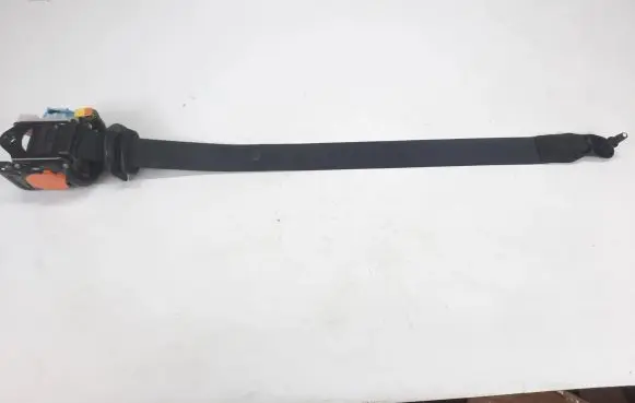 Mercedes-Benz B W246 W242 Front seatbelt A2468602685