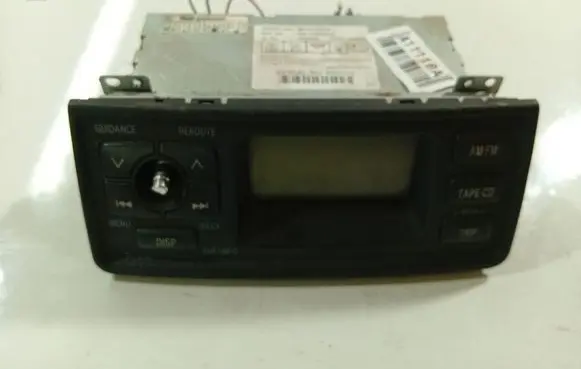 Toyota Yaris Radio/CD/DVD/GPS head unit 861100D040