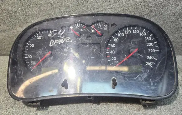Volkswagen Golf V Speedometer (instrument cluster) 1J0920801B 0263618005 0511739080