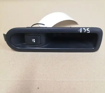 Renault Megane II Electric window control switch 156013870