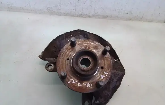 Suzuki Swift Cultus Front wheel hub