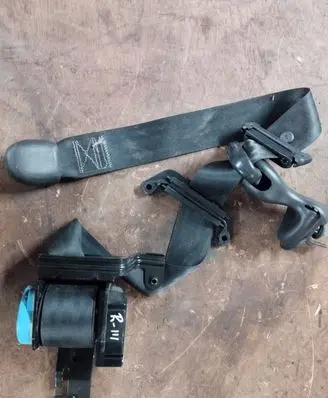 Chrysler Voyager Third row seat belt P52029370AC