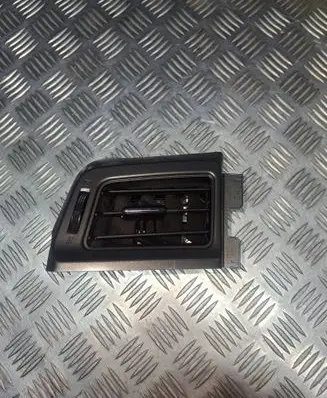 Toyota RAV 4 (XA40) Dashboard side air vent grill/cover trim 5567042080 5568042050 5567042090