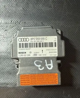 Audi A3 S3 8P Airbag control unit/module 8P0959655C 0285001666