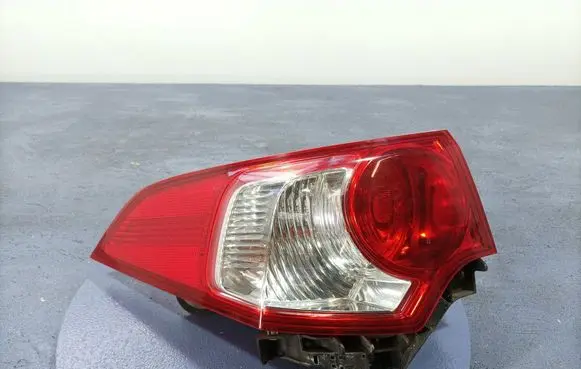 Honda Accord Rear/tail lights P7196L