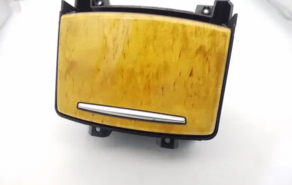 Cup holder front