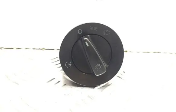 Volkswagen PASSAT B5.5 Light switch TC41C0941531
