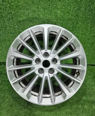 R16 alloy rim