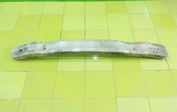 Audi A3 S3 8P Front bumper support beam 8P0807113E
