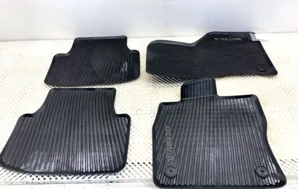 Skoda Octavia Mk4 Interior carpet 5E4061500