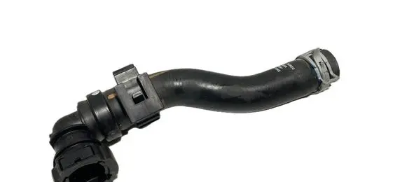 Engine coolant pipe/hose