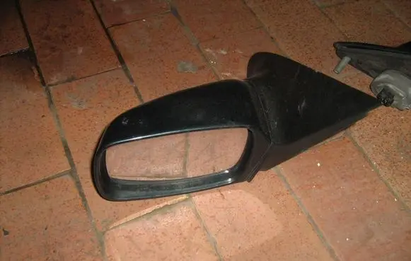 Ford Mondeo MK I Front door electric wing mirror