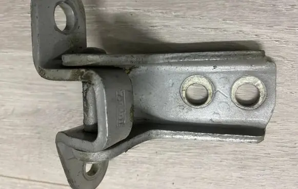 Toyota Avensis T250 Front door upper hinge T9791A