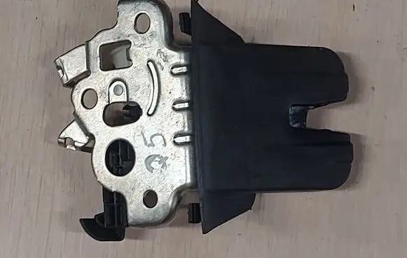 Audi Q5 SQ5 Tailgate/trunk/boot lock/catch/latch 8R0827505