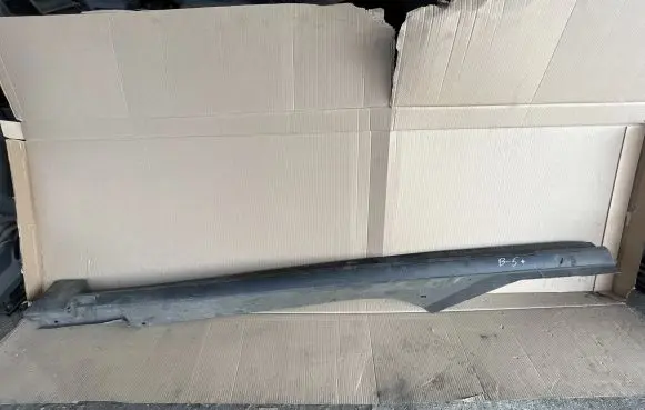 Volkswagen PASSAT B5 Sill 3B0853855D
