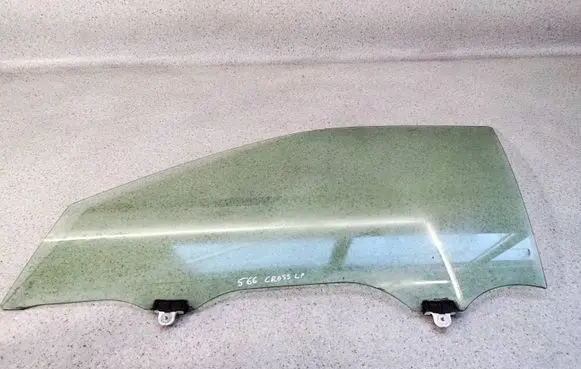 Mitsubishi Eclipse Cross Front door window/glass (coupe) 
