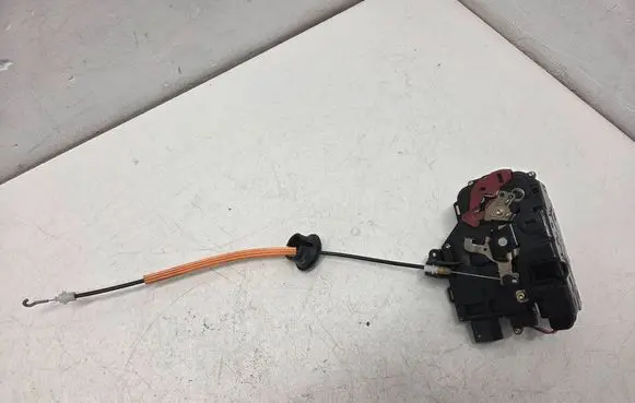 Audi A4 S4 B6 8E 8H Rear door lock 8E0839016C PA6630