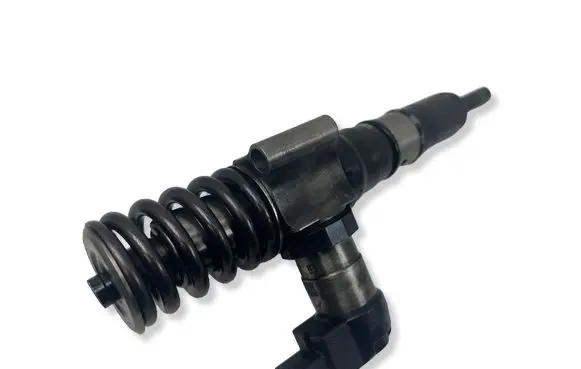 Volkswagen PASSAT B6 Fuel injector 03G130073T