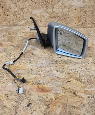Mercedes-Benz R W251 Front door electric wing mirror 