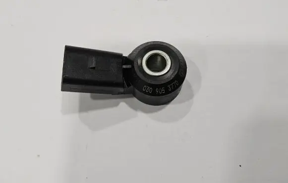 Volkswagen Tiguan Detonation knock sensor 030905377D 030905377