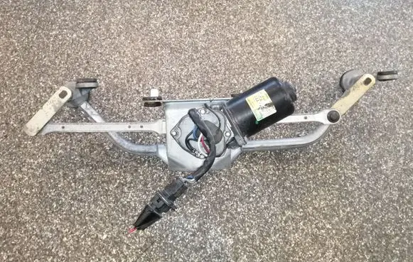 Peugeot 806 Front wiper linkage and motor