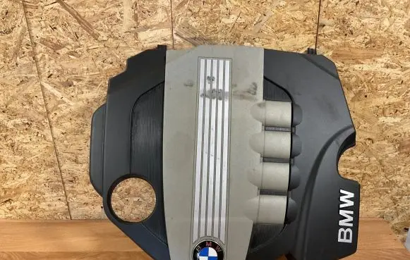 BMW 5 E60 E61 Engine cover (trim) 14389710