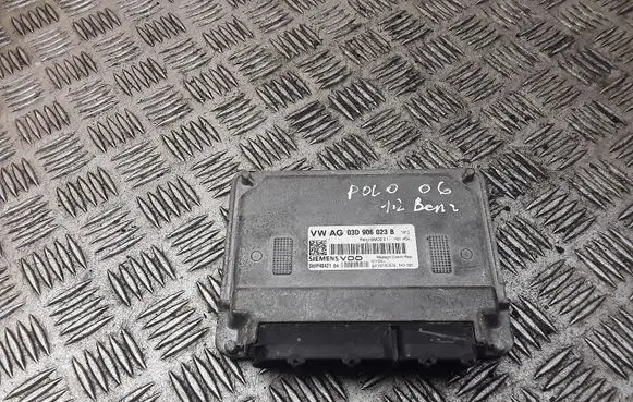 Volkswagen Polo IV 9N3 Engine control unit/module 03D906023B 5WP4042104