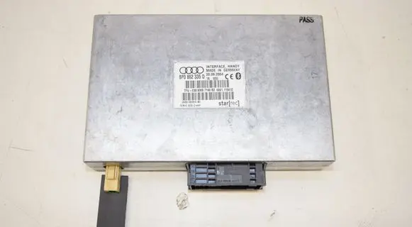 Audi A4 S4 B7 8E 8H Bluetooth control unit module 8P0862335D
