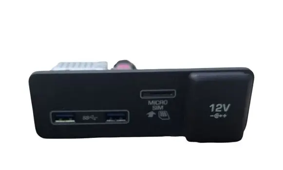 Jaguar I-Pace USB socket connector JPLA19E110BB