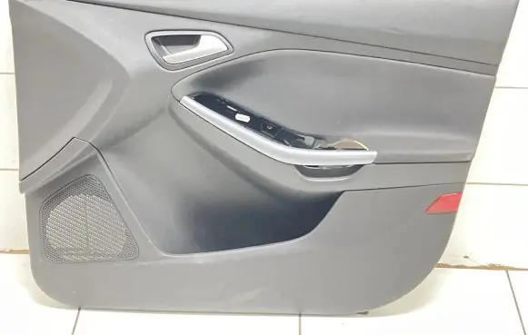 Ford Focus Front door card panel trim BM51A2394201