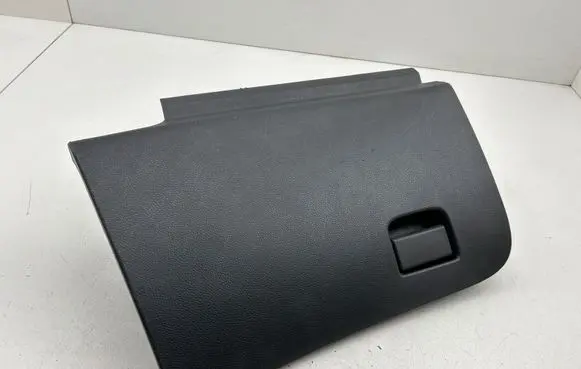 Nissan Qashqai Glove box 685104EH0A 685P34EH0A