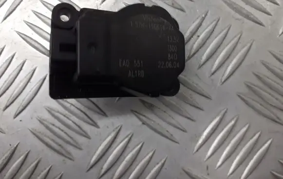 Jaguar X-Type A/C air flow flap actuator/motor 1S7H-19E616-AA