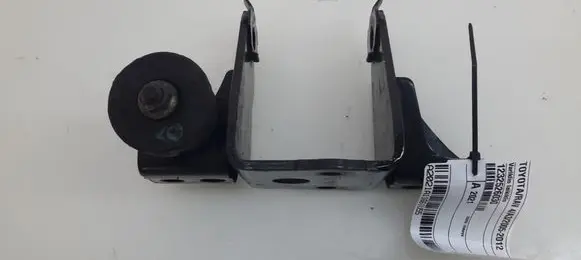 Toyota RAV 4 (XA30) Engine mounting bracket 1232526030