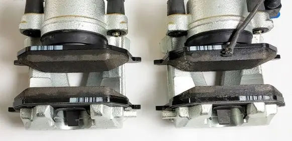 Volkswagen Golf VII Front brake caliper 5Q0615106CD