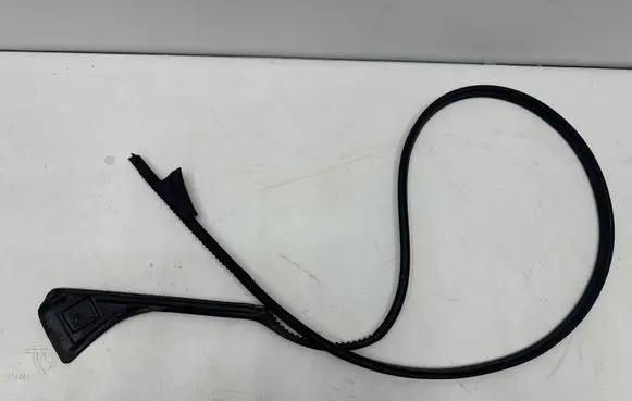 Mercedes-Benz CLA C117 X117 W117 Rubber seal front door (on door) A1186730700