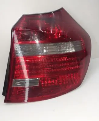 BMW 1 E81 E87 Rear/tail lights 301384000 0020363