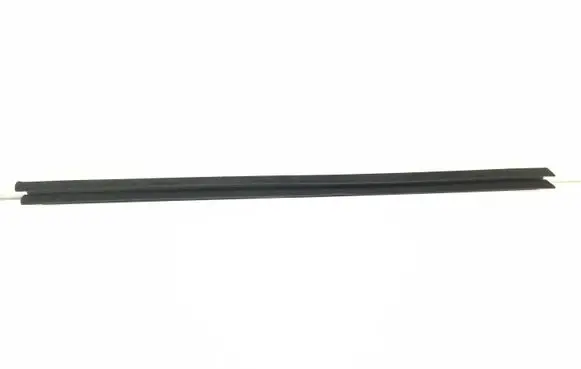 Volvo V70 Rubber seal rear door window/glass 