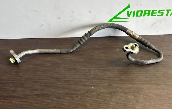 Volvo V60 Air conditioning (A/C) pipe/hose 31332160
