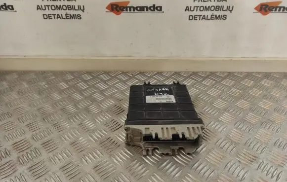 Volkswagen PASSAT B7 Engine control unit/module 028906021P 28SA2729 0281001251