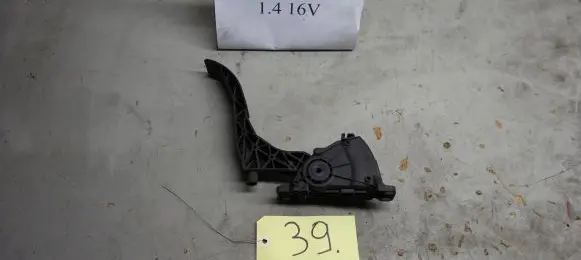 Skoda Fabia Mk1 (6Y) Accelerator throttle pedal