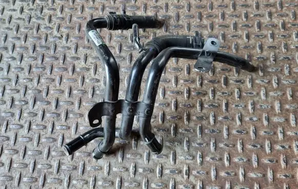Audi A3 S3 8V Engine coolant pipe/hose 04L121064G 04L121051 04L121101