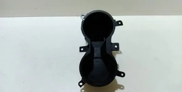 Cup holder front