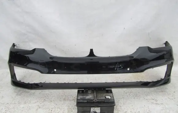 BMW 5 G30 G31 Front bumper 7385336